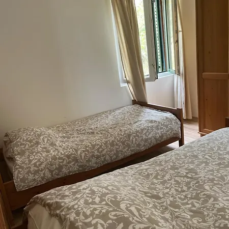 Jedina Kuca U Uvali, Otok Zut, Kornati Vikendica
