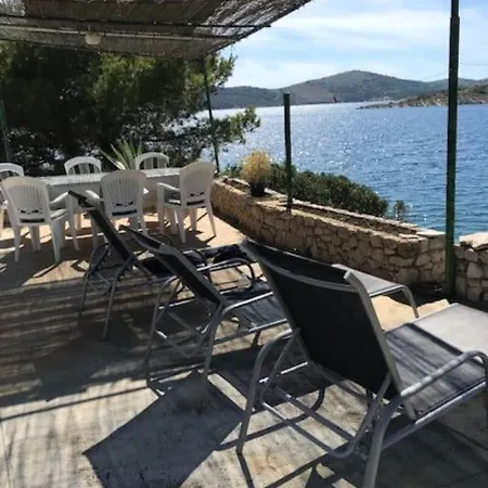 Jedina Kuca U Uvali, Otok Zut, Kornati *